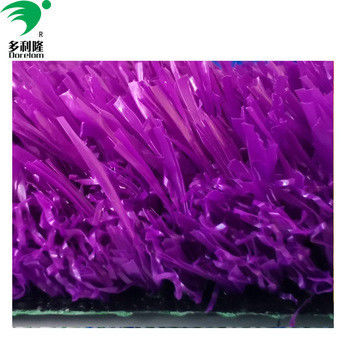Césped artificial de colores en rojo amarillo púrpura azul y rosa con densidad 16800