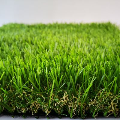 8204 Alfombra de césped de plástico La solución definitiva para el jardín paisajístico y la decoración