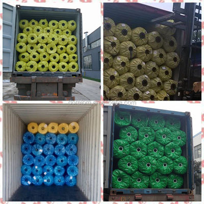 Alfombras de hierba con 16800 puntos de sutura/m2 y recubrimiento de látex SBR