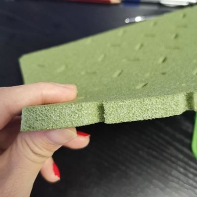 Pad de choque XPE para césped artificial para satisfacer los requisitos del cliente