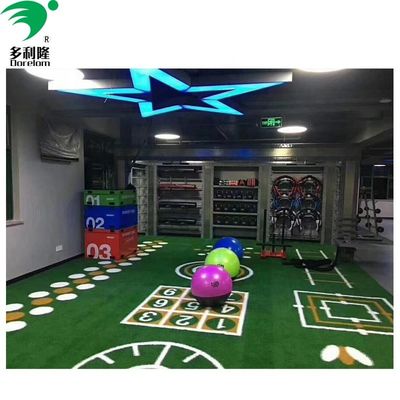 Personalización de 15 mm de altura SPU de respaldo de hierba artificial para gimnasio trenes de trineo Diseño personalizado