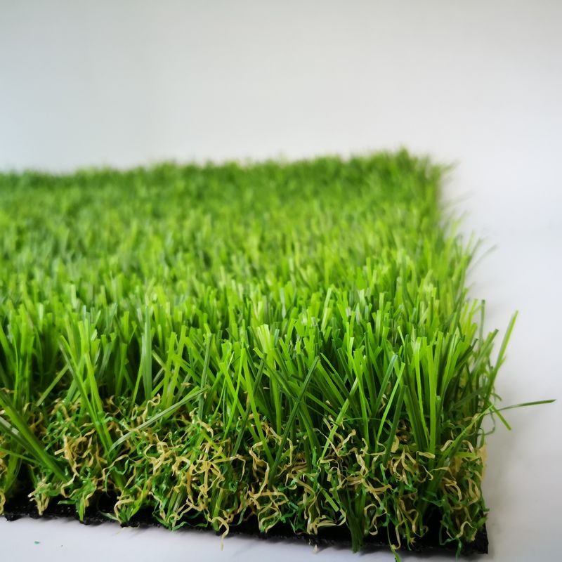 8204 Alfombra de césped de plástico La solución definitiva para el jardín paisajístico y la decoración